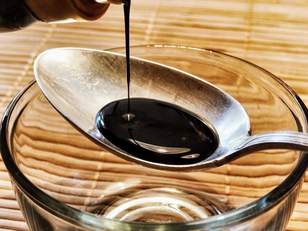 Soy sauce pouring