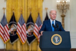 President Joe Biden delivers remarks on the economy, Thursday, 16 September, 2021, in the East Room of the White House. (Official White House Photo by Cameron Smith)