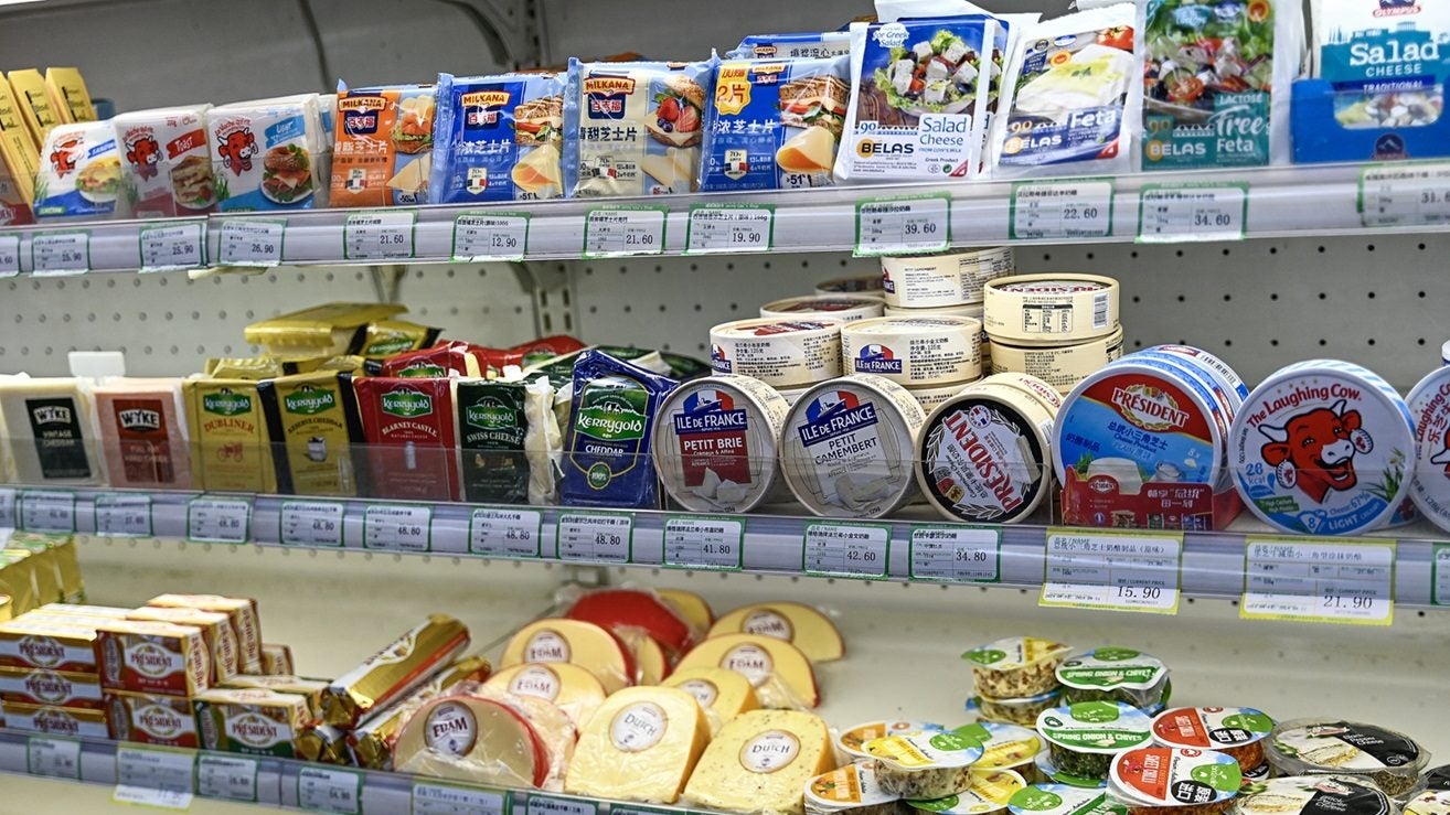 China lowers tariffs on EU dairy imports