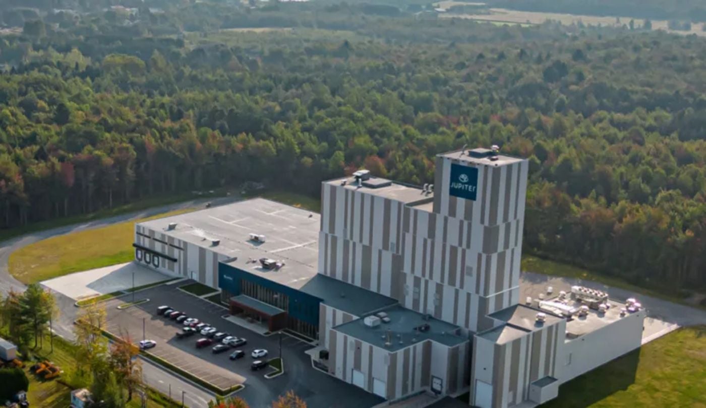 United Petfood Enters Canada