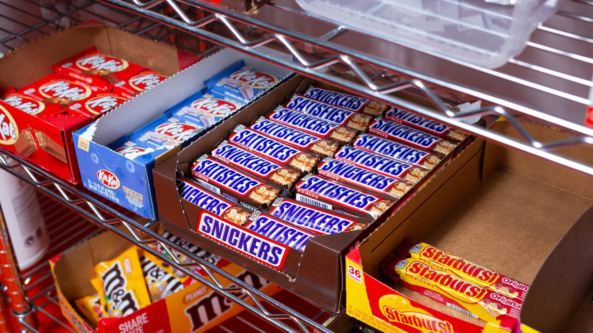 Mars to cut jobs at US snacks arm